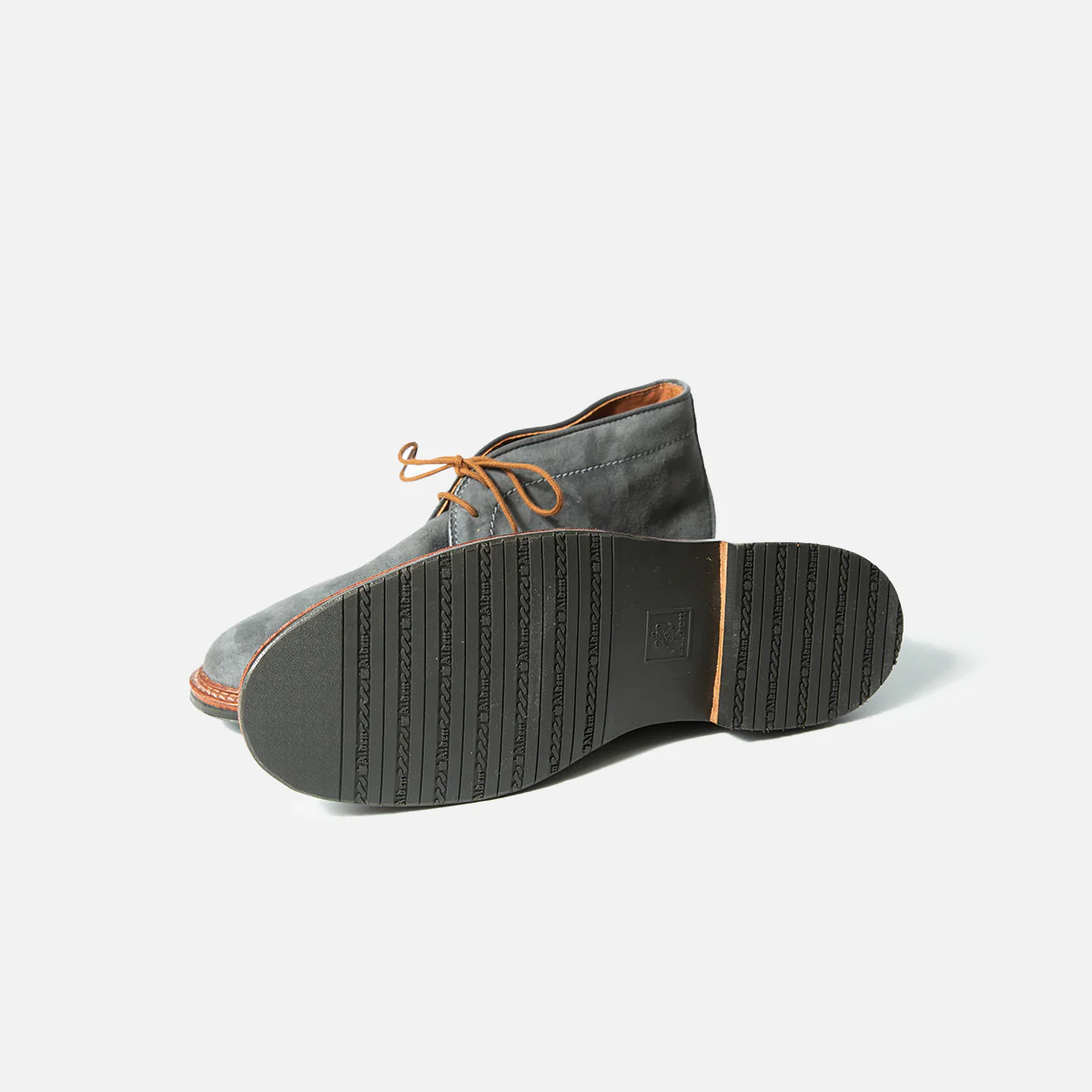 Alden Chukka Boot Suede 1592l D - Image 3